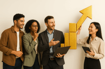 Grupo diversificado discutindo crescimento financeiro