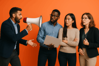 reunião de negócios com megafone