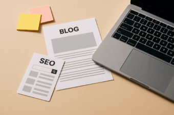 Materiais de trabalho em um home office