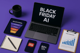 Mesa de trabalho com notebook, tablet, celulares e relatórios representando estratégias de Black Friday com inteligência artificial.