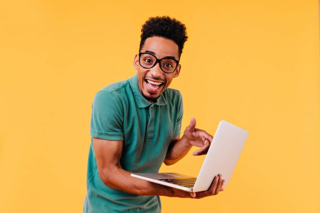 renda extra na internet como freelancer